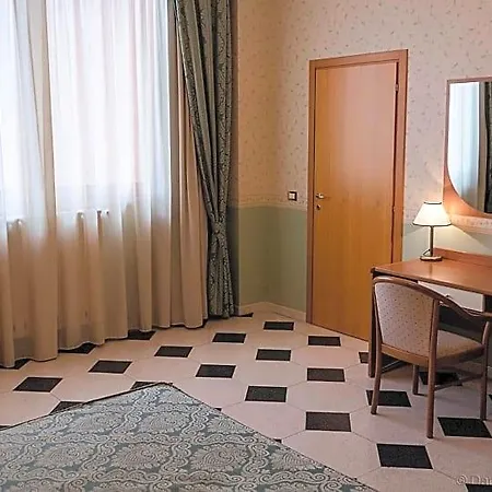 Hotel Sorriso Lucera